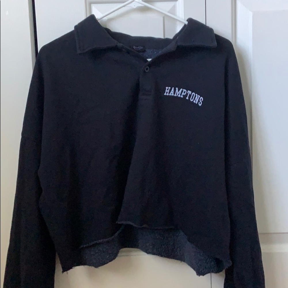 Brandy Melville Cropped Hamptons Sweatshirt